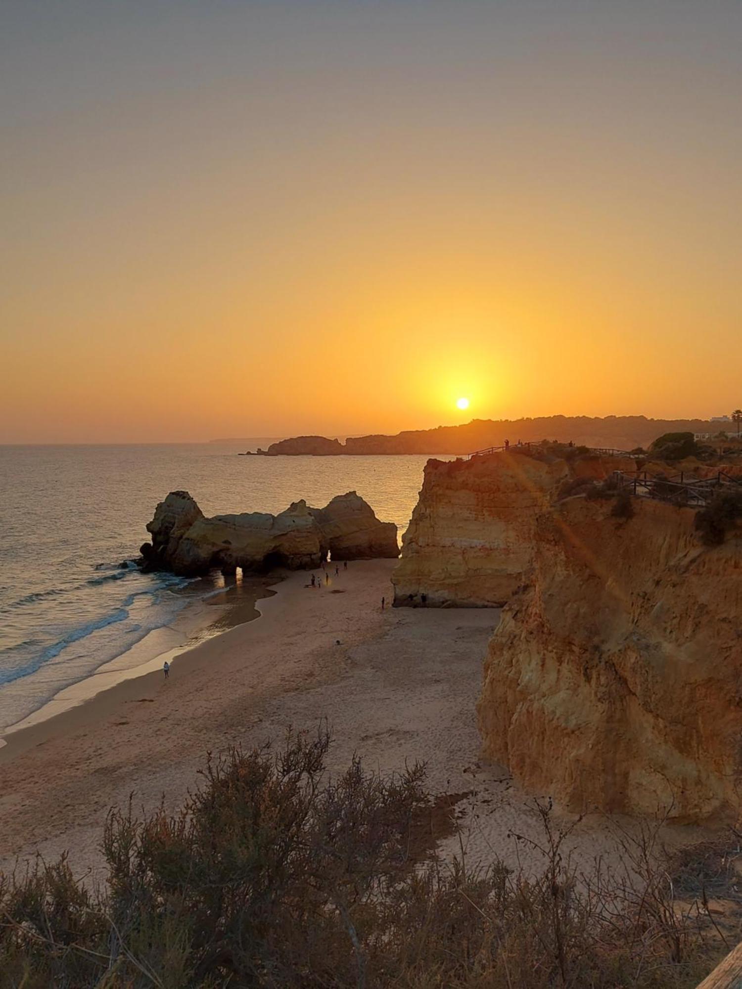 Front Beach Apartment Portimao Ngoại thất bức ảnh
